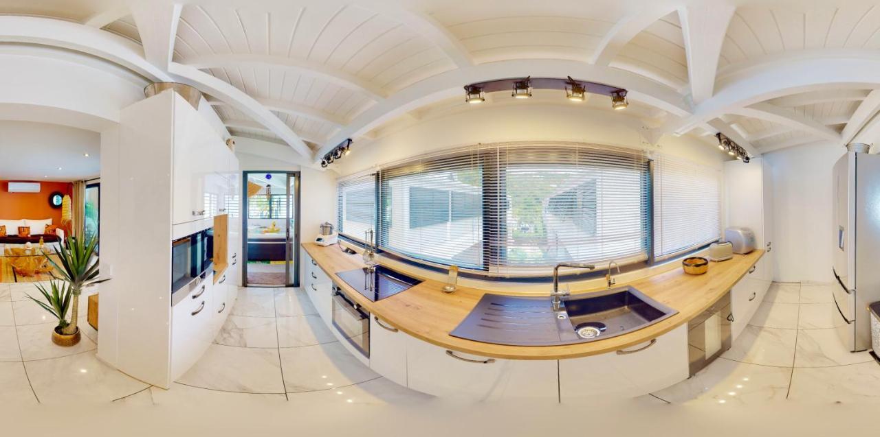 Marina, Spa & Sun - 2 Bedrooms - Luxury Apartment Anse Marcel 外观 照片